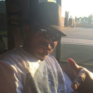 Meet your Posher, Leon